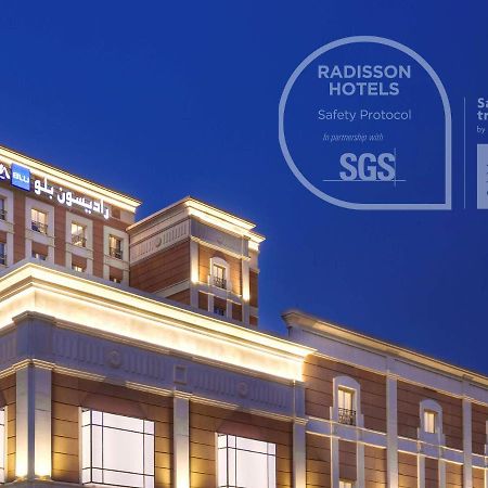 Radisson Blu Hotel, Jeddah Al Salam Exterior photo Radisson Hotel, Riyadh