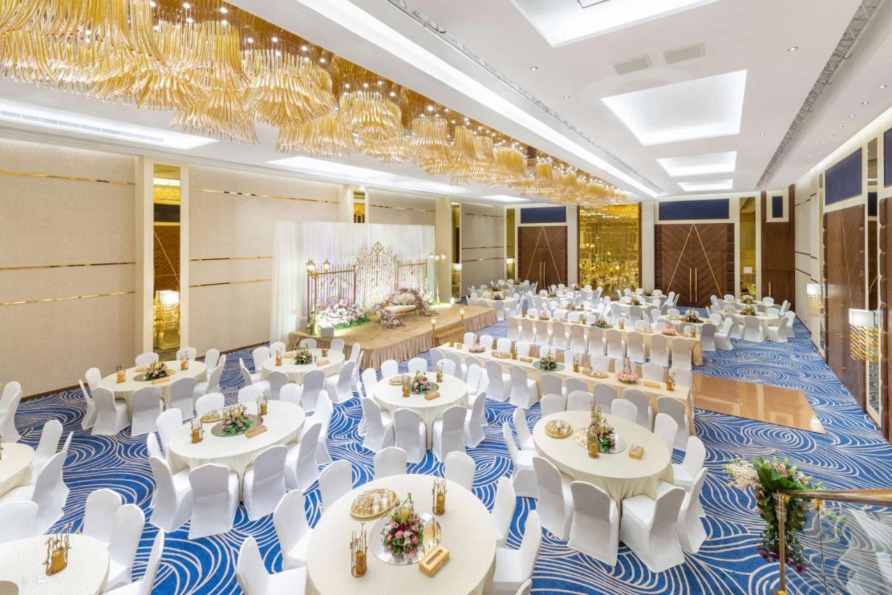 Radisson Blu Hotel, Jeddah Al Salam Exterior photo The ballroom