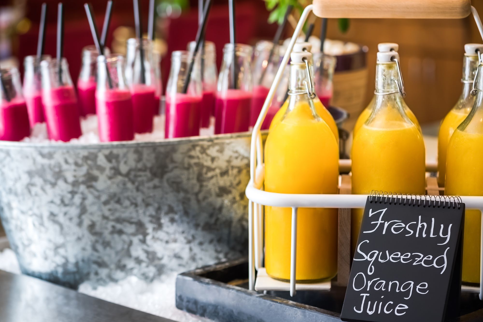 Radisson Blu Hotel, Jeddah Al Salam Exterior photo Bottles of freshly squeezed orange juice