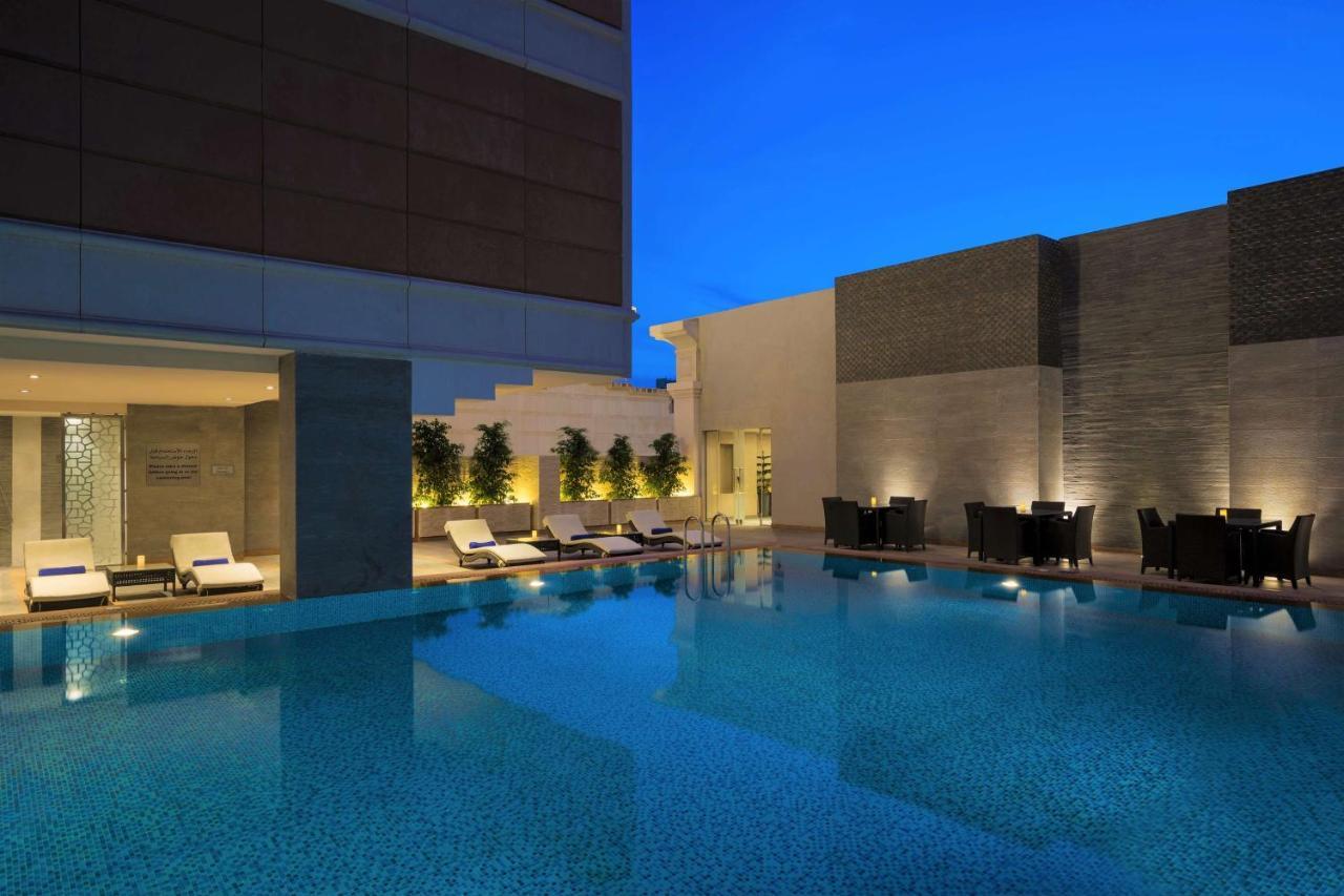 Radisson Blu Hotel, Jeddah Al Salam Exterior photo The Park, Hyderabad